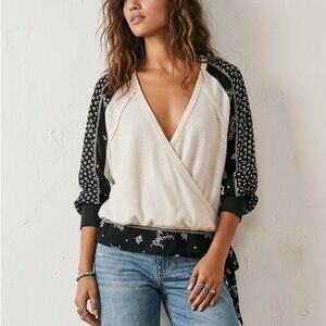 Free People Auxton Black & White Wrap Top Sz M